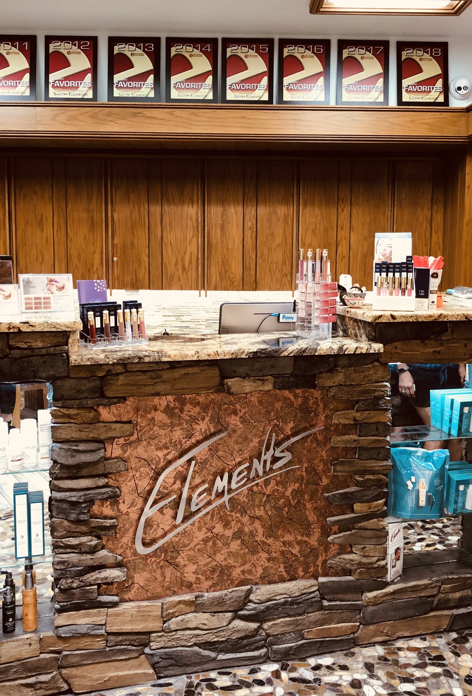 Vibrant hair appearance by Salon Elements
