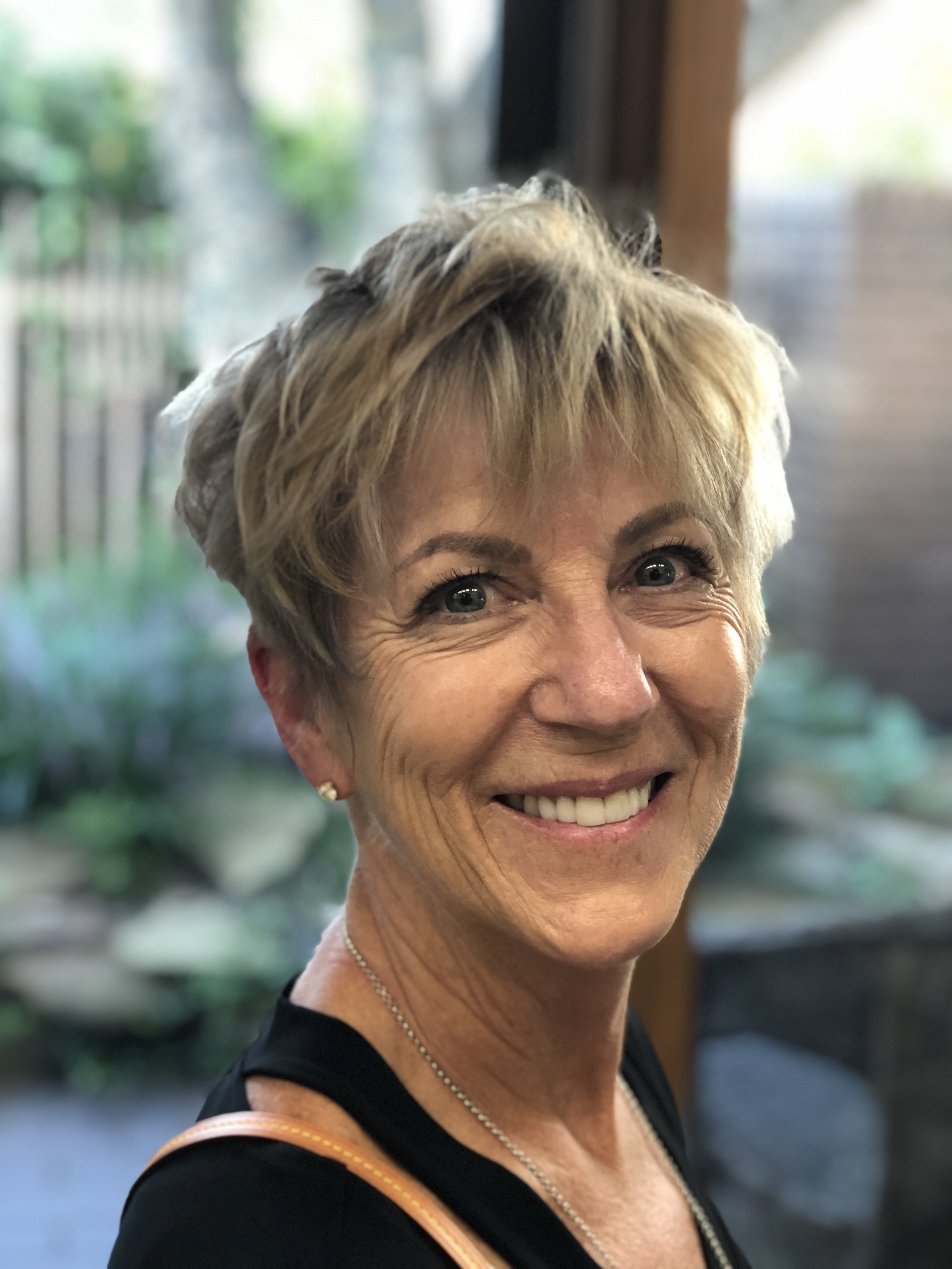 Expert Haircuts from Salon Elements