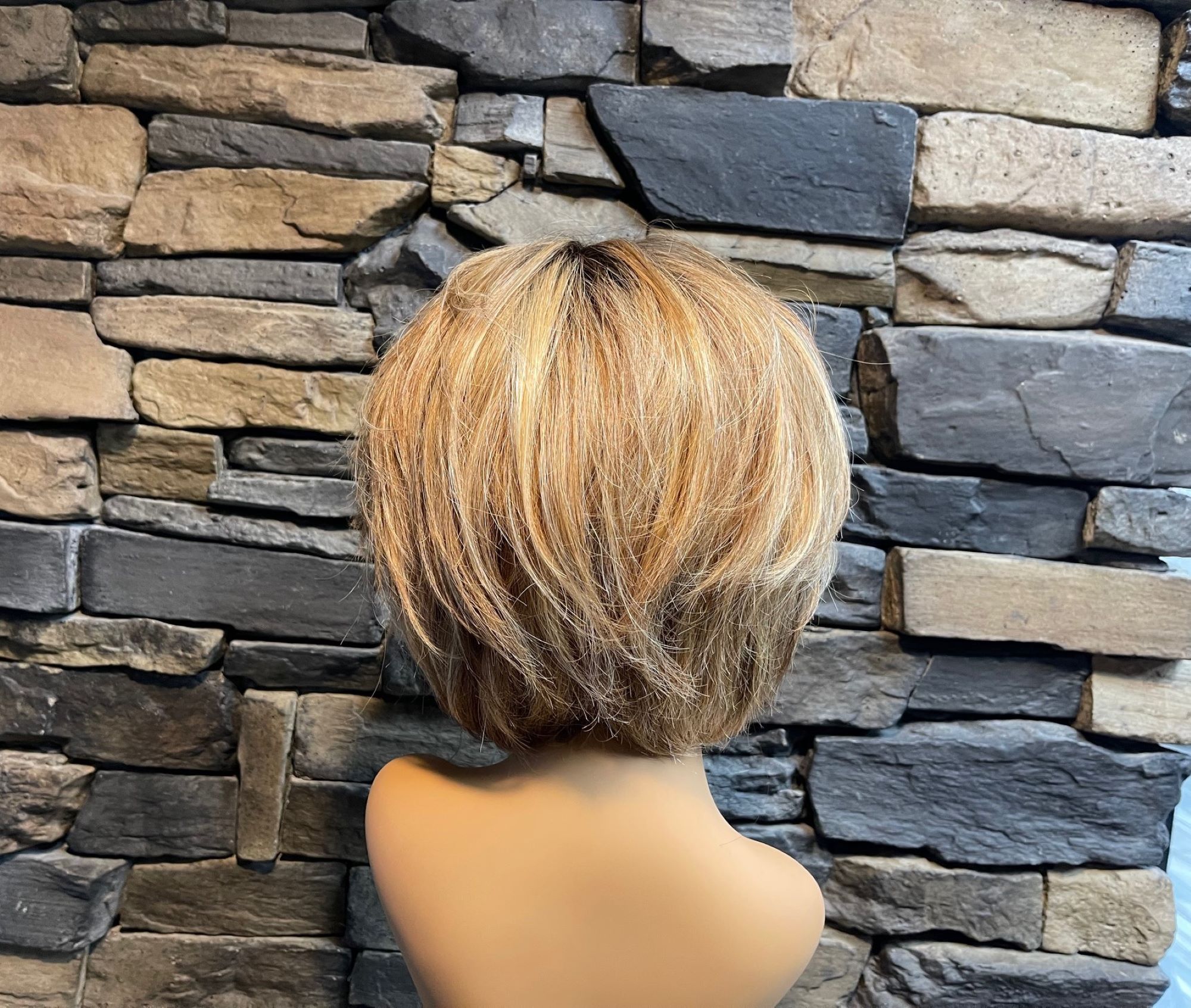 Salon Elements salon in Fort Smith